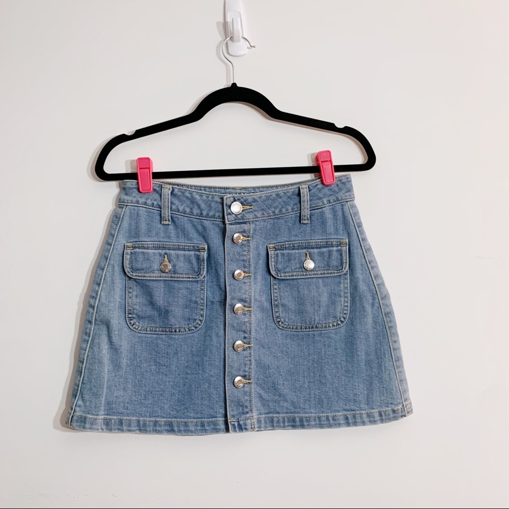 American Eagle Button Front Denim Mini Skirt Light Wash Size 2 A Line Stretch